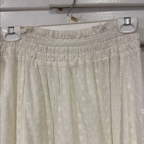 SPELL Daisy Chain White Eyelet Maxi Skirt - Medium - Picture 5 of 6
